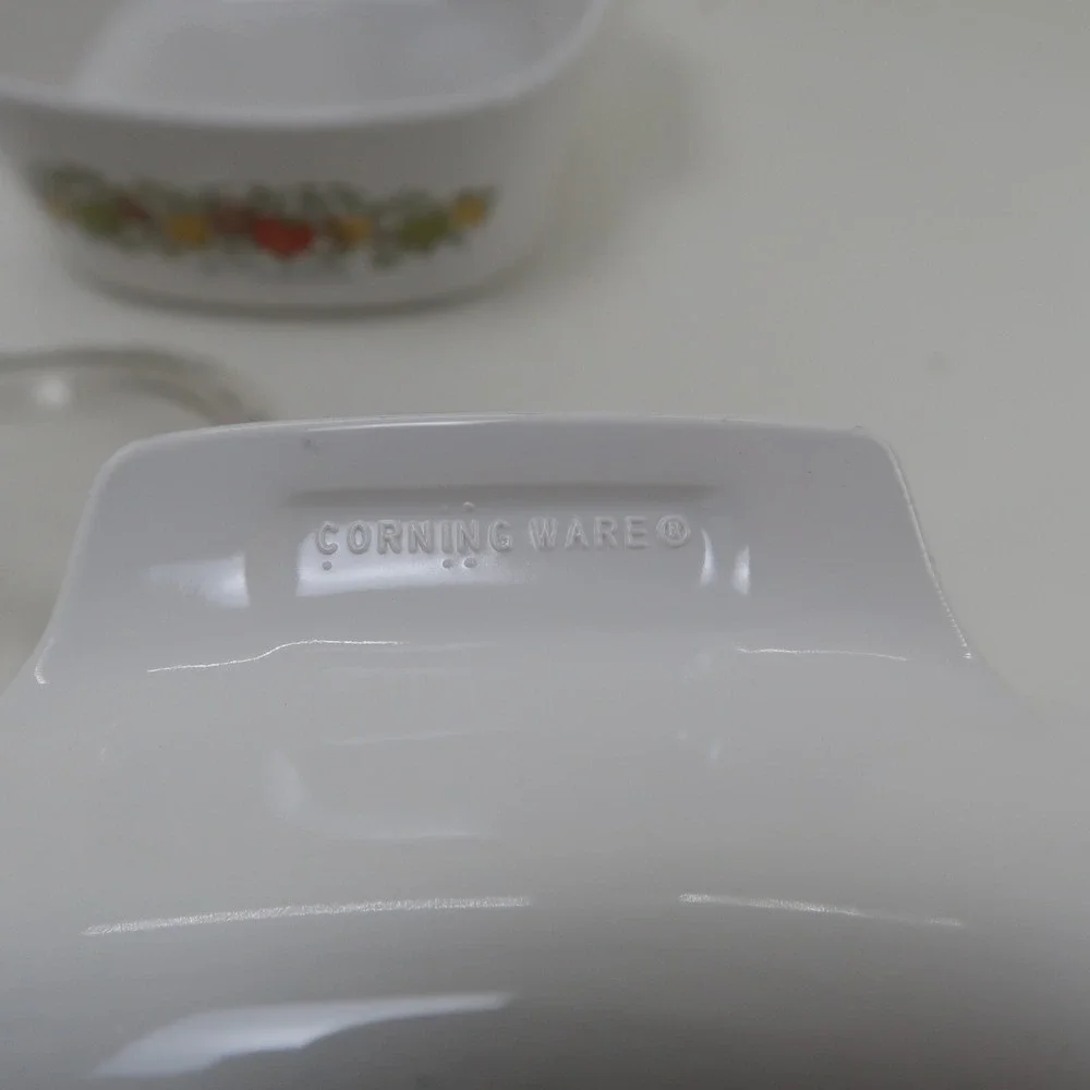 2 CorningWare 3 & 4 Liter Spice Of Life L'Echalote La Marjolaine Le Romarin